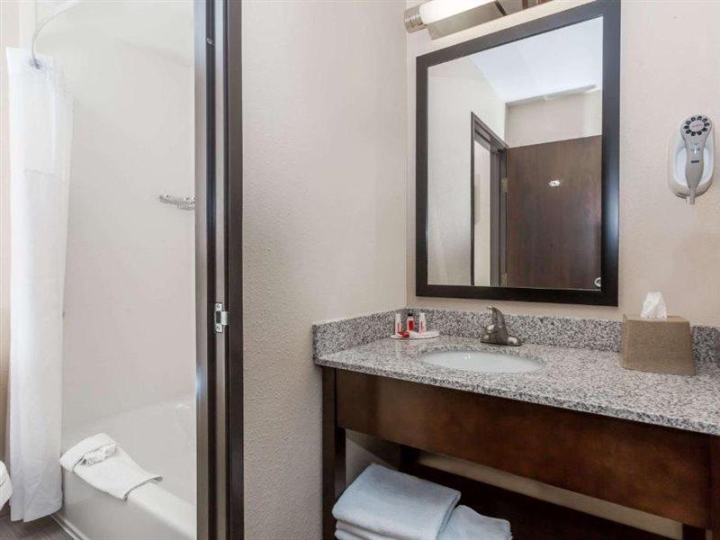 Super 8 By Wyndham Longmont/Twin Peaks Hotel Екстериор снимка